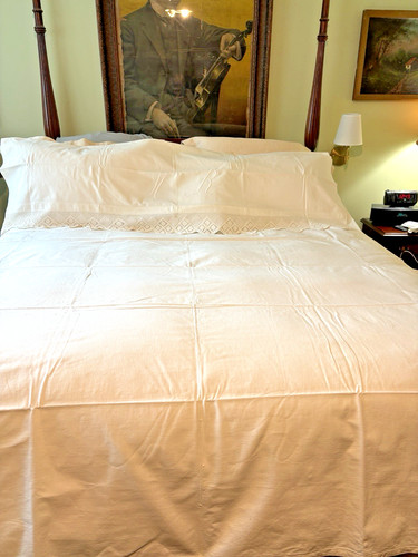 Ant french trousseau - ant,