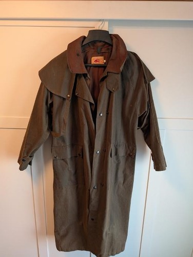 Australian oilskin duster