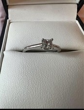 Leo Platinum Dianond solitaire