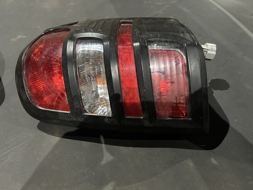 Mitsubishi l200 rear - mitsubishi, lights