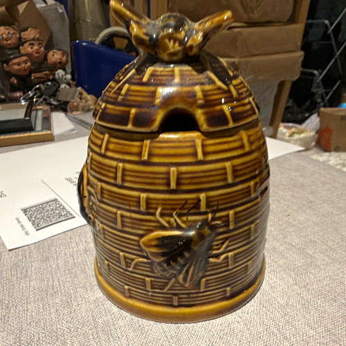 Ceramic beehive honey - ceramic,