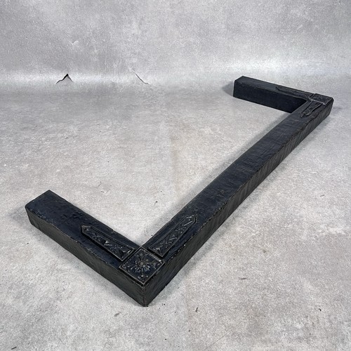 Black metal fireplace fender - metal,