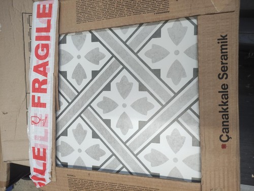 Laura ashley hertiage floor - laura,