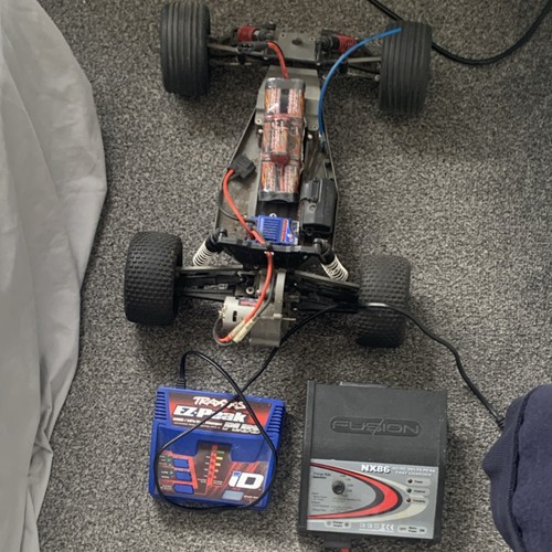 Traxxas rustler 2wd - 1:10,