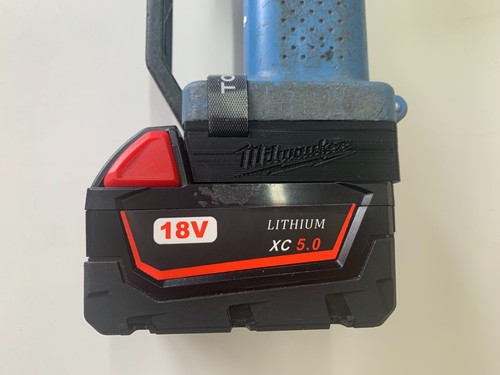 Milwaukee m18 18v - milwaukee,