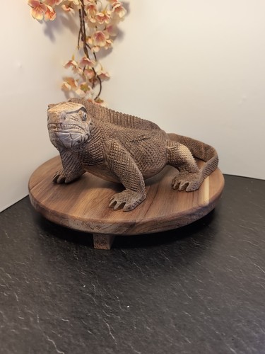 Wooden hand carved - wooden,