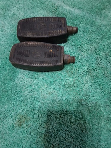 Vintage bicycle pedals - vintage,