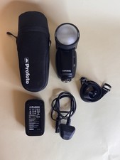 Profoto A10 Flash Off Camera