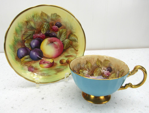 Aynsley tea cup and saucer - aynsley,