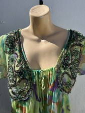 Feminine Vintage Exquisite