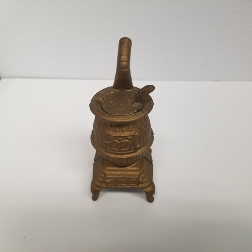 Vintage small cast - cast, pot