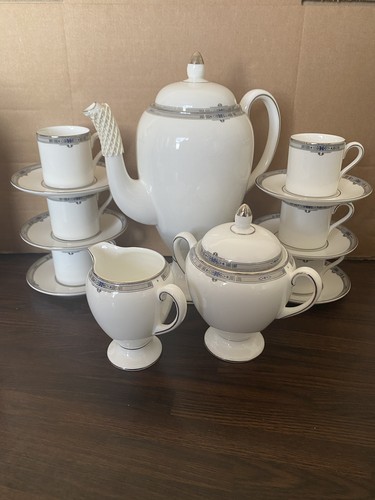 Wedgwood amherst bone - amherst, china
