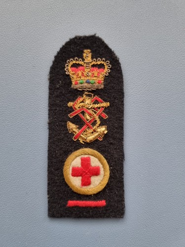 Royal navy qarnns - navy,, senior