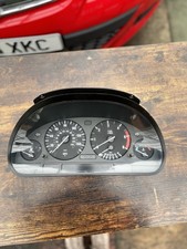 E39 BMW 525 TDS AUTOMATIC SPEEDOMETER INSTRUMENT CLUSTER 62.11-8 375 899