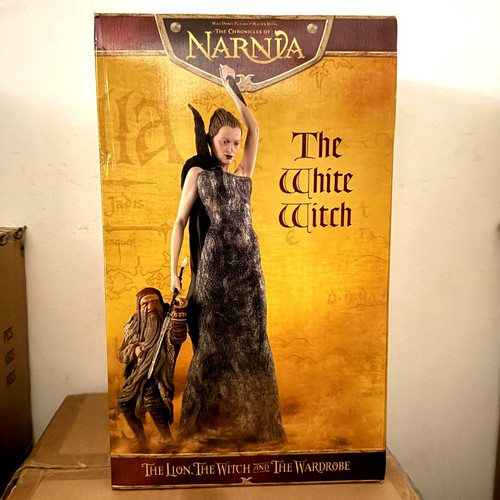 White witch chronicles - chronicles, of