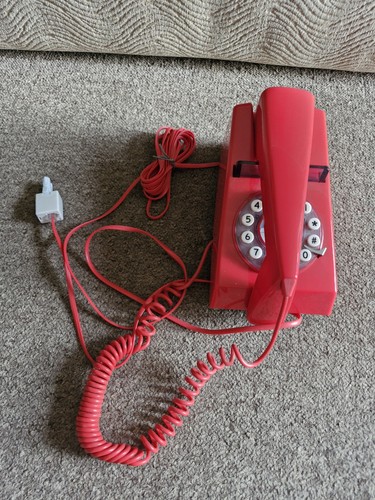 Wild wolf trim telephone - &,