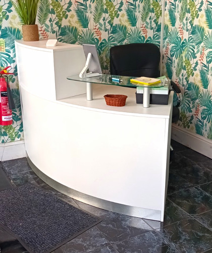 White curved reception - reception, counter