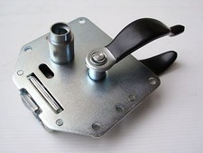 LAND ROVER DEFENDER REAR DOOR HANDLE LATCH - FQJ103840 (1988 to 2004)