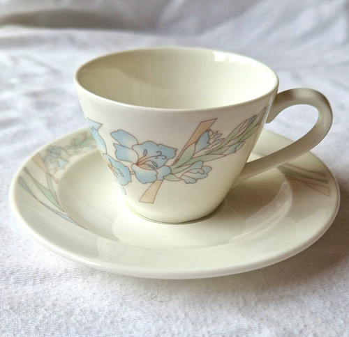 Wedgwood ice flower - wedgwood, china