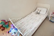 IKEA White Minnen extendable