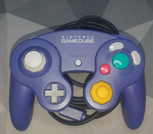 Official nintendo gamecube - nintendo,
