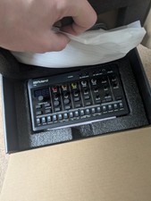 Roland T-8 Aira Compact Beat