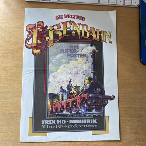 Sized fold out poster - fold,