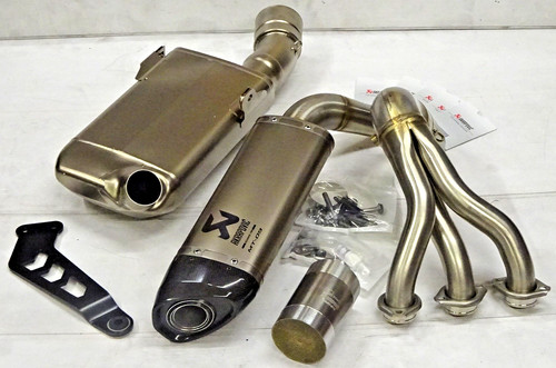 Yamaha mt09 akrapovic - yamaha,