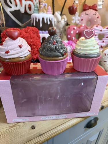 Mother day fake cupcakes - fake,