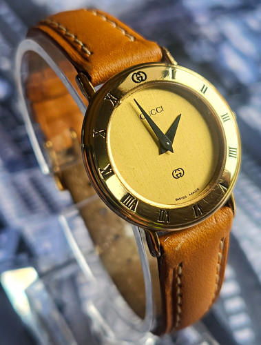 Vintage gucci 3000l ladies - vintage,