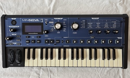 Novation mininova synthesiser - mininova,