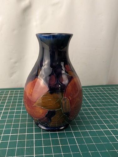 William moorcroft pomegranate - william,