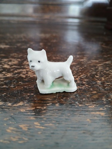 Vintage wade figurine west - wade,