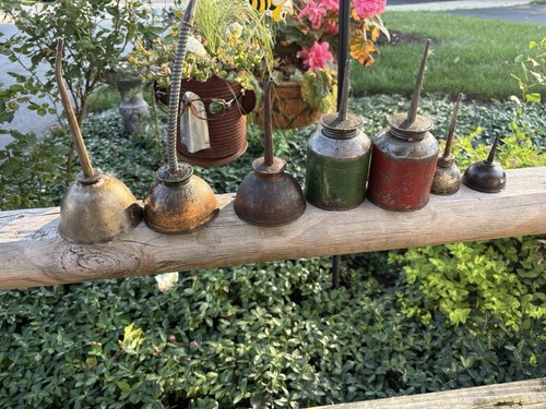 Vintage metal thumb - vintage,