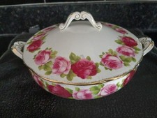 Royal Albert Old English Rose