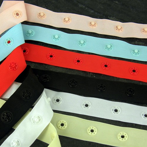Popper tape white black - white, or