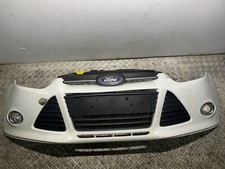 2013 FORD FOCUS FRONT BUMPER WITH FOG LIGHTS GENUINE WHITE BM51 17757 A