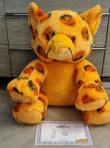 Build bear giant - build, pumpkin