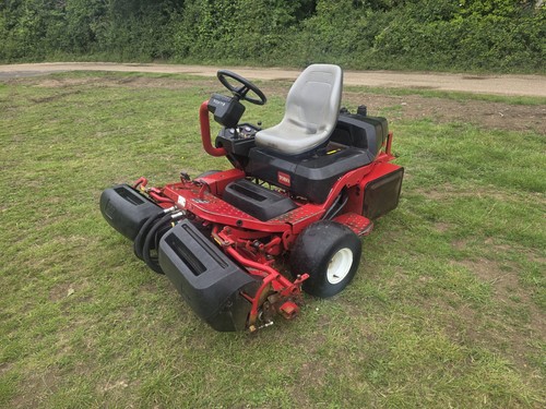 Toro 3250 greens - greens, mower