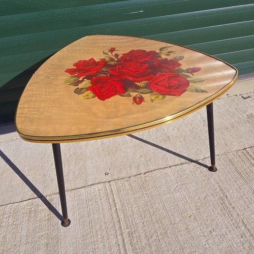 Vintage rounded triangle - vintage,