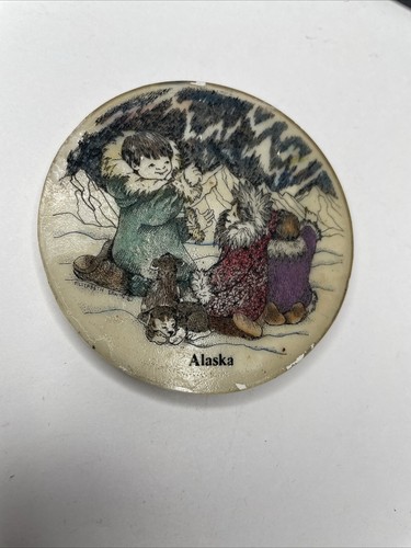 Vintage rare faux scrimshaw - rare,