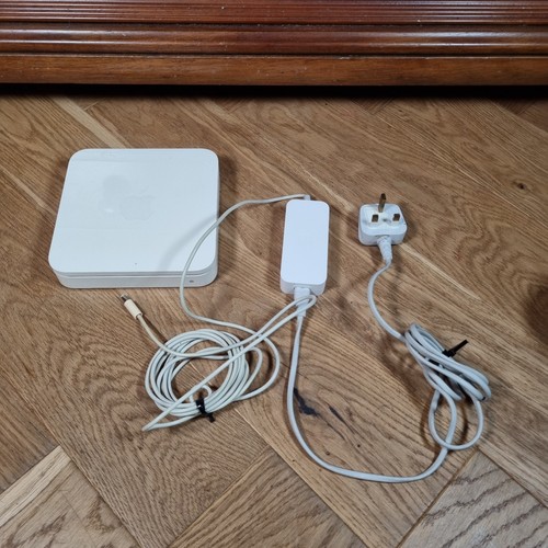 Apple airport extreme base - apple,