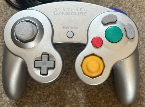 Official nintendo gamecube - official,
