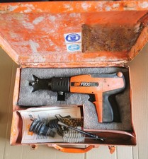 Spit P200 Powder Actuated Concrete Nail Gun