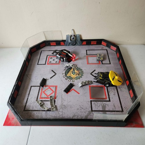 Robot wars foldable arena - robot,