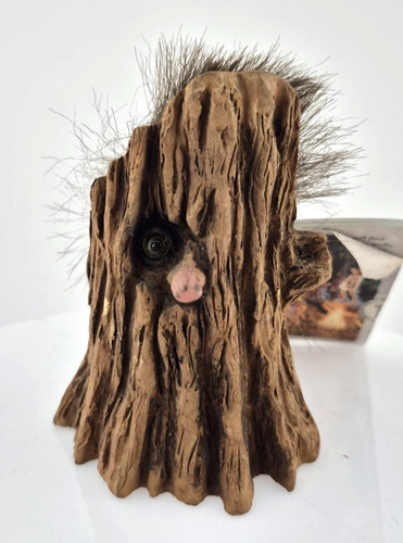 Nyform troll tree - tree, hollow