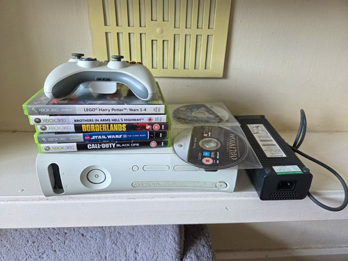 Xbox 360 original console - 360,