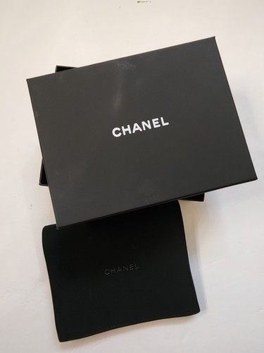 Authentic chanel gift box - chanel, with
