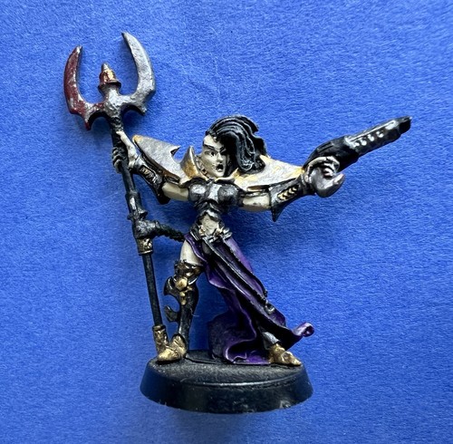 Drukhari dark eldar female - drukhari,