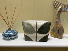 ORLA KIELY MULTI STEM GREEN MIXTURE WASH BAG, TOILETRY BAG, TRAVEL BAG, MAKEUP